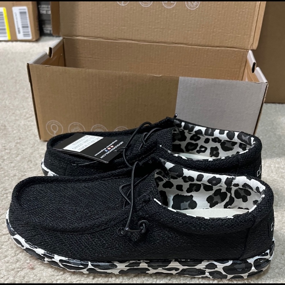 Hey Dude Shoes Wendy Dark Leopard